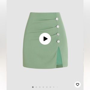 Solid Button Slit Mini Skirt